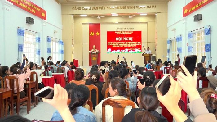 Các lớp tập huấn kỹ năng số giúp phụ nữ vùng cao từng bước tiếp cận công nghệ và các tiện ích số
