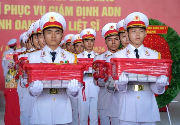 Mỗi mẫu sinh phẩm đưa đi giám định ADN mang theo niềm hy vọng mong sớm xác định danh tính các liệt sĩ