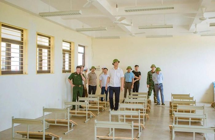 Đoàn công tác kiểm tra cơ sở vật chất, phòng học tại Trường Phổ thông nội trú Tiểu học và Trung học cơ sở Y Tý