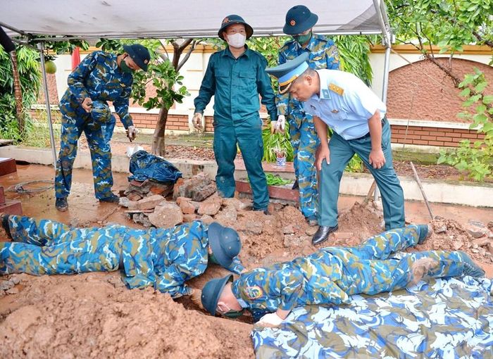 Các chiến sĩ của Trung đoàn 260 làm nhiệm vụ với tinh thần trách nhiệm thiêng liêng của thế hệ hôm nay đối với những thế hệ cha anh đã cống hiến trọn tuổi thanh xuân cho đất nước