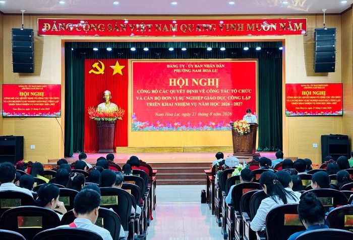 Tính đến ngày 21.8, công tác sắp xếp, tổ chức lại các cơ sở giáo dục công lập trên địa bàn phường Nam Hoa Lư đã hoàn tất và sẵn sàng đón chào các em học sinh trong năm học mới