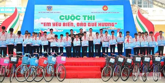 Cuộc thi đã trở thành một "lớp học lớn" về lòng yêu nước dành cho học sinh