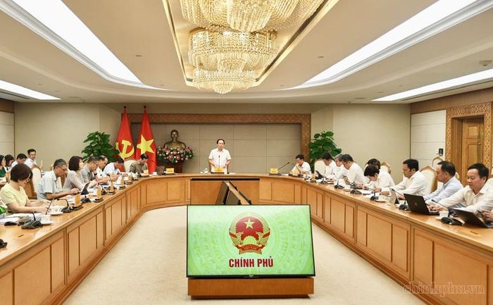 Phó Thủ tướng Lê Tiến Châu: Đề án phải làm rõ được mô hình phát triển mới và cơ chế tổ chức thực hiện mới, đột phá để ĐHQGHN thực sự trở thành một thiết chế chiến lược quốc gia về nhân tài, trí thức, khoa học, công nghệ và đổi mới sáng tạo - Ảnh: chinhphu.vn/Thu Sa