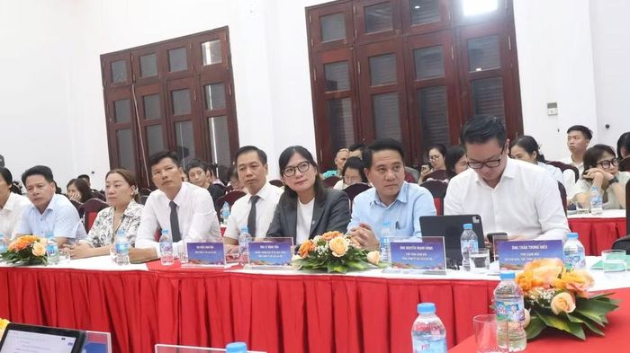 Đại biểu tham dự hội nghị. (Ảnh: KHÔI MINH)