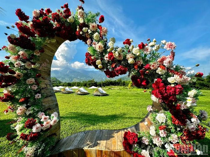 Nhiều điểm du lịch tại Đà Nẵng phát triển bền vững với tiêu chí xanh, bảo vệ môi trường tự nhiên.