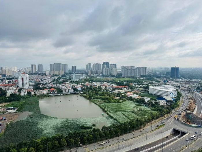 Thành phố Hồ Chí Minh đề xuất nhiều giải pháp để gỡ vướng cho doanh nghiệp trong thực hiện chính sách đất đai. (Ảnh: ĐÌNH SƠN)