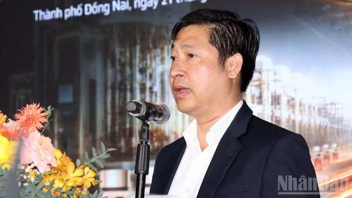 Ông Phạm Việt Phương, Phó trưởng Ban phụ trách Ban Quản lý các khu công nghiệp, khu kinh tế thành phố Đồng Nai phát biểu tại sự kiện. (Ảnh: THIÊN VƯƠNG)
