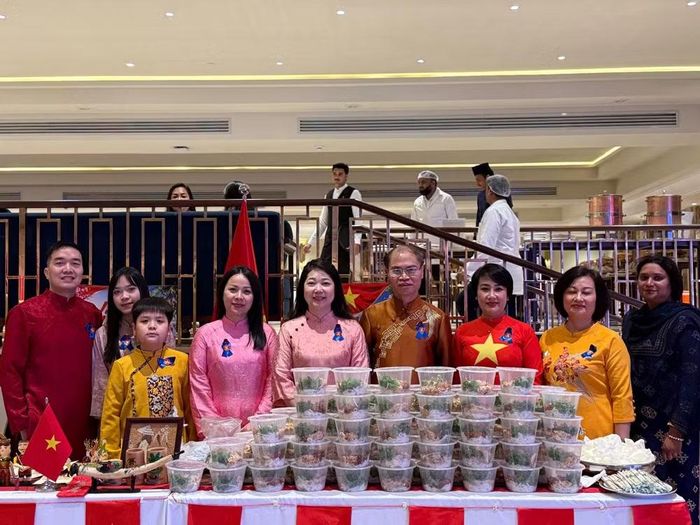 Khu giới thiệu ẩm thực của Đại sứ quán Việt Nam tại lễ kỷ niệm. (Ảnh: Đại sứ quán Việt Nam tại Pakistan)