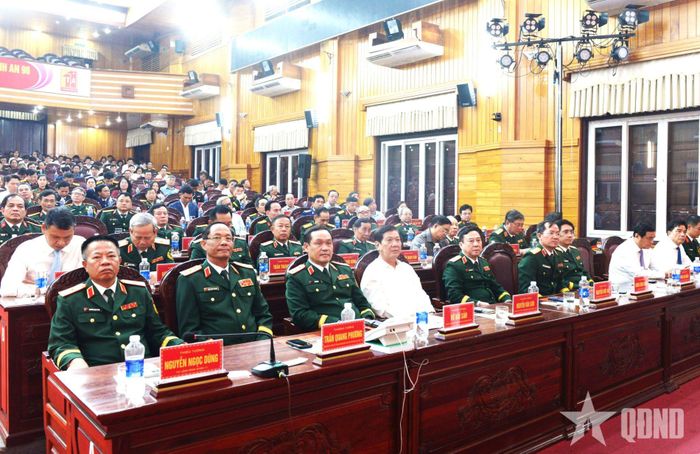  Các đại biểu dự lễ kỷ niệm. 