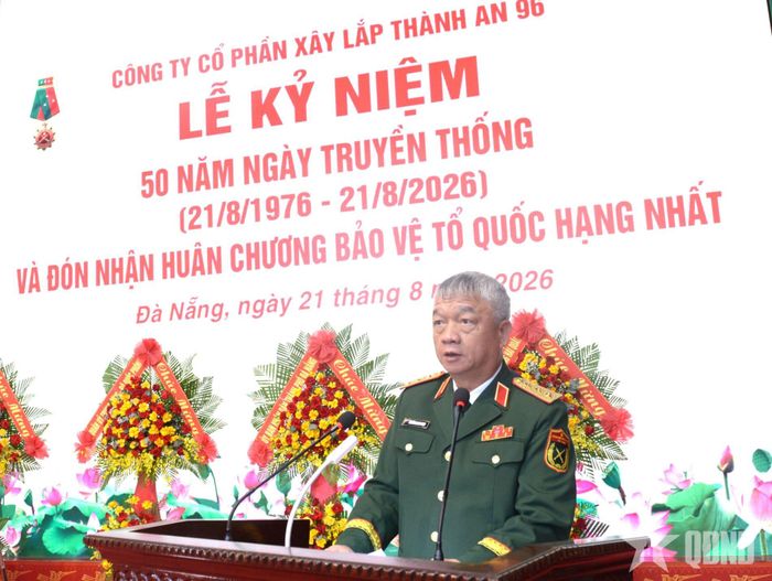  Thượng tướng Nguyễn Quang Ngọc phát biểu chỉ đạo.  