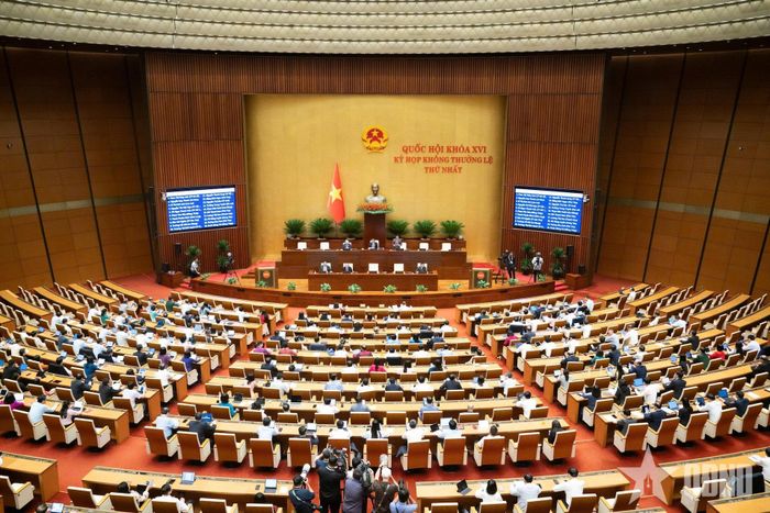 Quang cảnh phiên thảo luận. Ảnh: TRỌNG HẢI