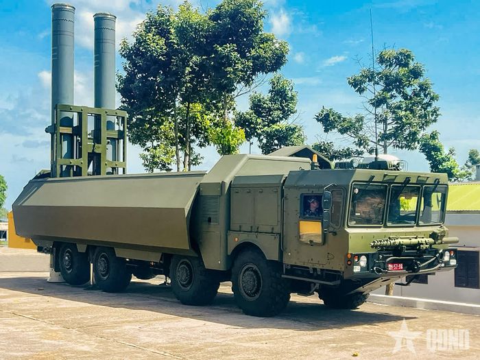  Thực hành huấn luyện sẵn sàng chiến đấu tại Lữ đoàn 681.  