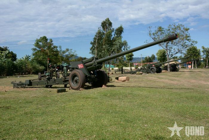 Khí thế luyện quân sôi nổi ở Lữ đoàn Pháo binh 572.