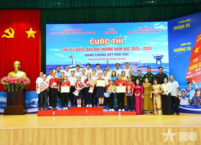 Đội “Sóng biển” của TP Hồ Chí Minh đoạt giải Nhất vòng chung kết khu vực 4.