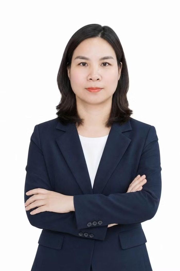 Cô Tạ Minh Thủy.