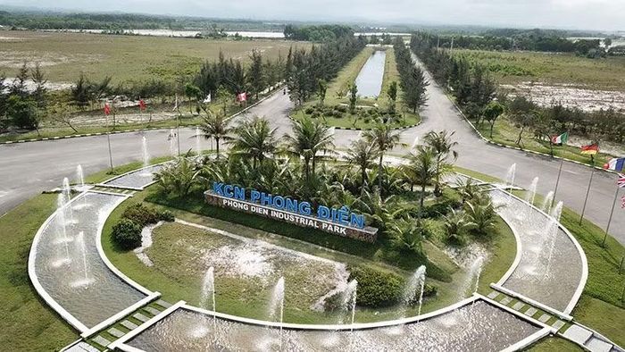 Điểm đầu của dự án giao với đường tỉnh 9 tại Khu công nghiệp Phong Điền.