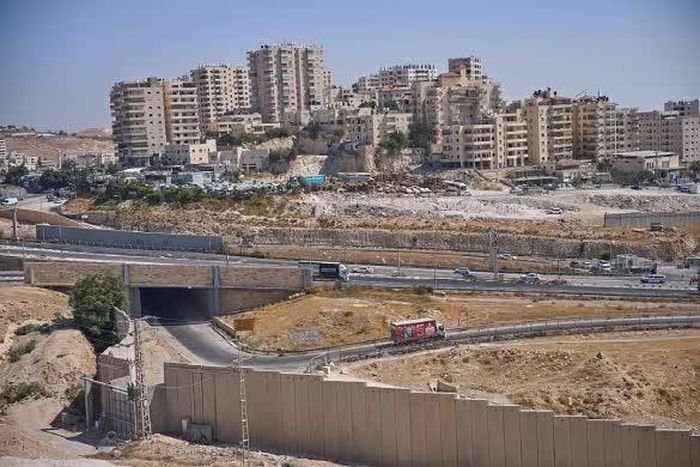 Sáu quốc gia châu Âu và Canada cùng kêu gọi Israel dừng kế hoạch mở rộng khu định cư E1 tại Bờ Tây. (Nguồn: Euronews)