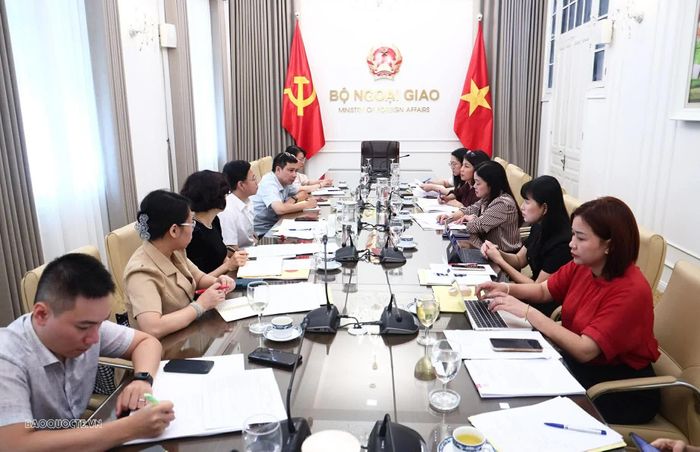 Toàn cảnh buổi làm việc. (Ảnh: Thành Long)