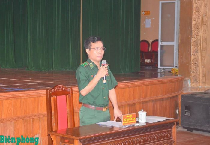 Thiếu tướng Vũ Quốc Ân phát biểu kết luận tại buổi sơ duyệt. Ảnh: TK