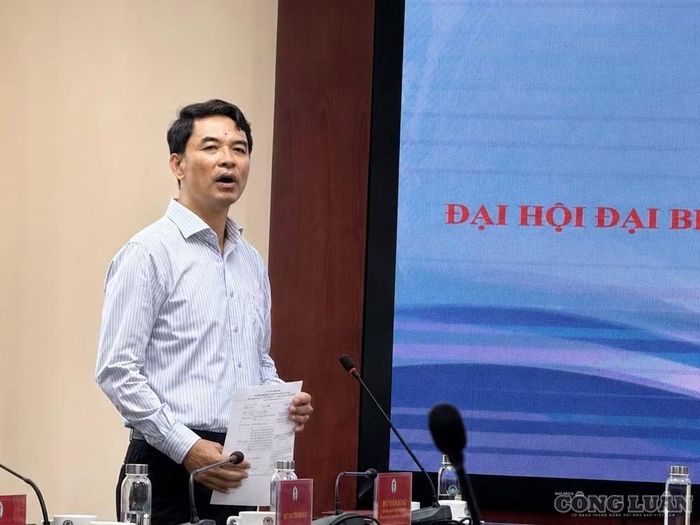 Ông Đinh Hồng Thái, Phó Chủ tịch Liên minh HTX Việt Nam phát biểu tại hội nghị. Ảnh: Diệu Linh