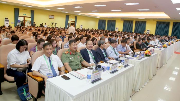 Các đại biểu tham dự hội nghị. (Ảnh: B.Trâm).