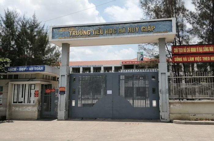 Trường Tiểu học Hà Huy Giáp nằm trong 15 trường Công an yêu cầu thông báo tìm bị hại (ảnh: IT)
