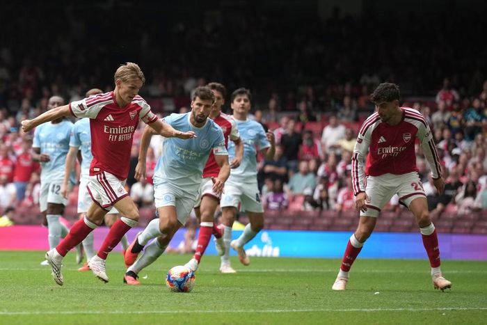 Không khó để Odegaard và các đồng đội giành thắng lợi ở trận ra quân.