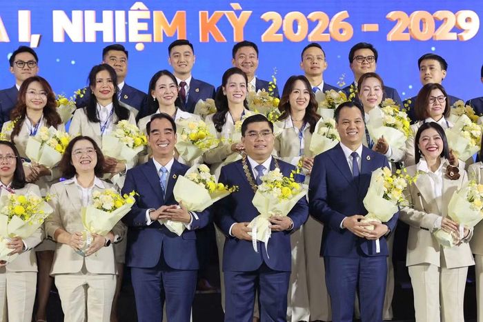 Đại hội đã tín nhiệm bầu 68 anh chị tham gia Ban Chấp hành Hội Doanh nhân trẻ TPHCM nhiệm kỳ 2026 - 2029.