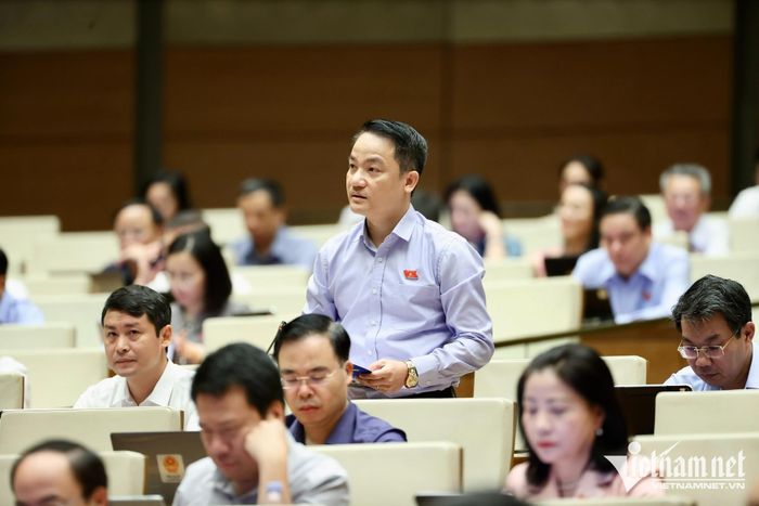 Đại biểu Lê Văn Thế. Ảnh: Phạm Hải