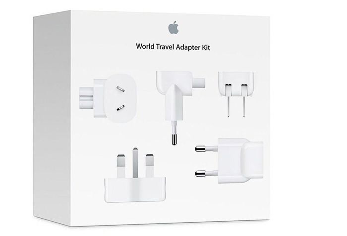 Bộ chuyển đổi nguồn du lịch quốc tế (World Travel Adapter Kit) của Apple đã được nhắc đến vài lần. Ảnh: AppleInsider
