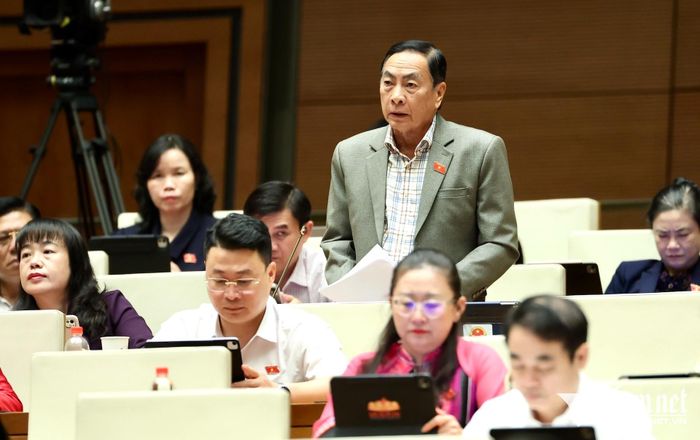 Đại biểu Phạm Văn Hòa