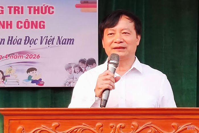 Thầy Nguyễn Hữu Danh - Hiệu trưởng Trường THPT Nguyễn Đổng Chi đã viết đơn xin thôi giữ chức để trở lại giảng dạy.