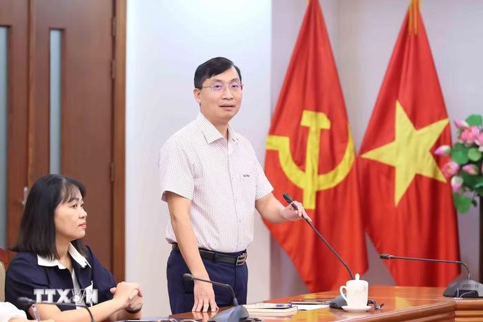 Đồng chí Trần Tiến Duẩn, Ủy viên Ban Thường vụ Đảng ủy, Tổng Biên tập báo điện tử VietnamPlus TTXVN phát biểu. (Ảnh: An Đăng/TTXVN)