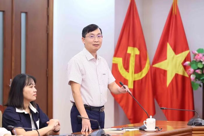 Ông Trần Tiến Duẩn, Ủy viên Ban Thường vụ Đảng ủy, Tổng Biên tập Báo điện tử VietnamPlus (TTXVN) phát biểu. (Ảnh: An Đăng/TTXVN)