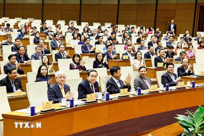 Chủ tịch Quốc hội Trần Thanh Mẫn và đại biểu dự lễ công bố. (Ảnh: Doãn Tấn/TTXVN)