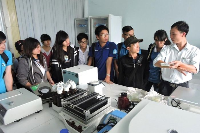 Khu Nông nghiệp công nghệ cao TP Hồ Chí Minh là nơi đón các đoàn trong và ngoài nước, học sinh, sinh viên đến tham quan, tìm hiểu thực tế.