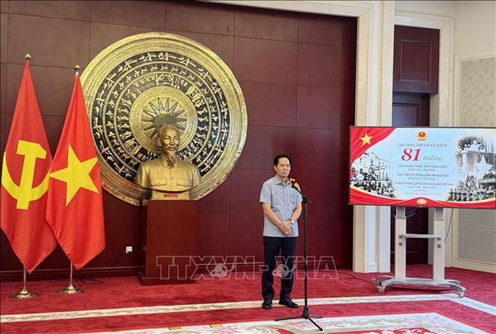 Đồng chí Nguyễn Văn Kiển, Trưởng Cơ quan Đại diện Bộ Công an Việt Nam tại Trung Quốc, phát biểu tại Lễ kỷ niệm.