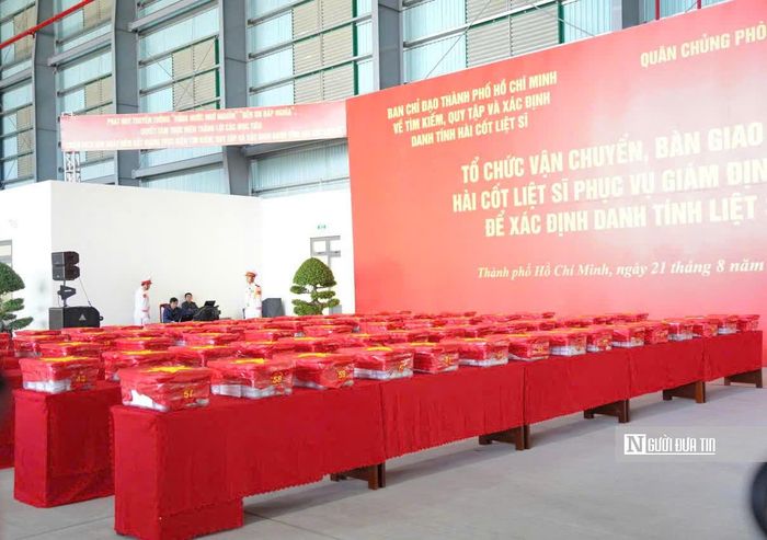 Buổi lễ được tổ chức tại ga quân sự Sân bay Tân Sơn Nhất, Tp.HCM.
