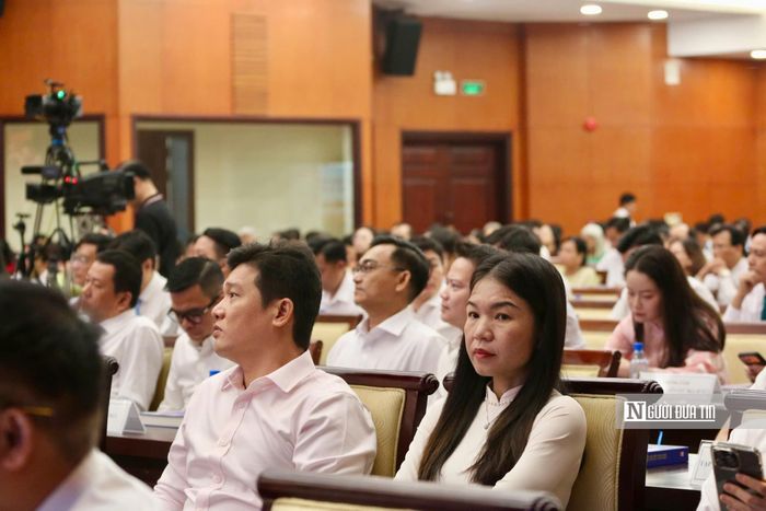 Các đại biểu tham dự hội nghị.