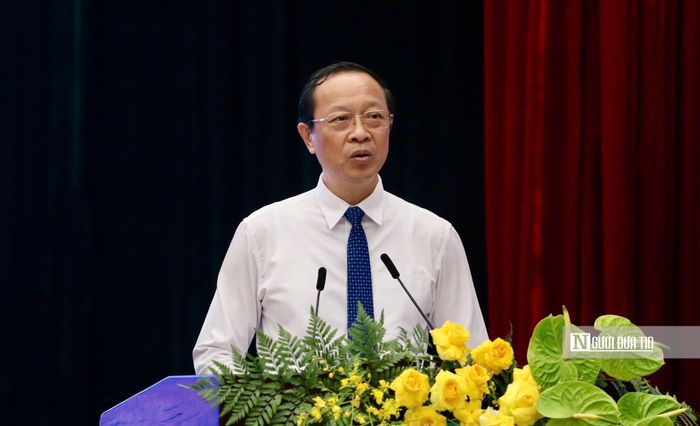 Thứ trưởng Bộ Giáo dục và Đào tạo Phạm Ngọc Thưởng.