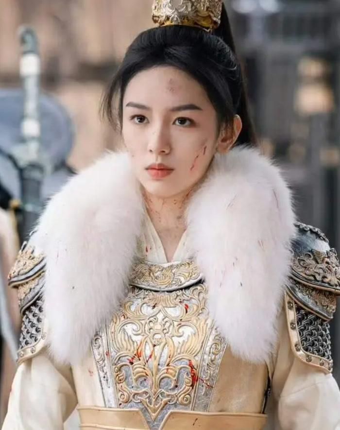Châu Dã vốn được đánh giá là một trong những mỹ nhân có ngoại hình nổi bật nhất lứa 95. Ảnh: NSX