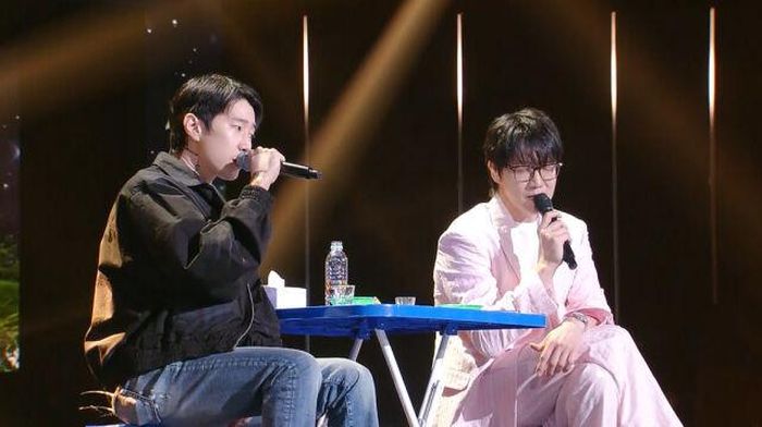 Jay Park và Seong Si Kyung. 