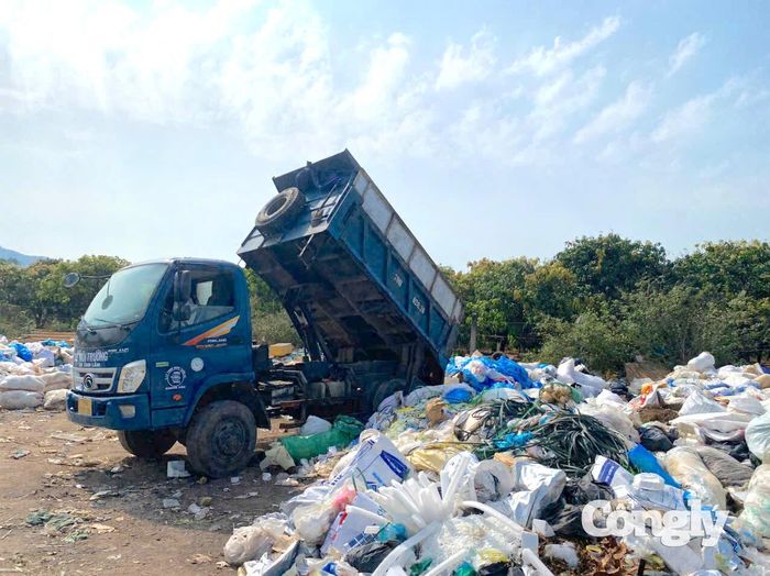 Khánh Hòa siết quản lý xe chở vật liệu, phế thải.