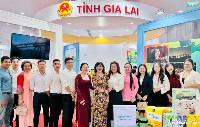 Sản phẩm xuất hiện tại các hệ thống bán lẻ và sự kiện xúc tiến thương mại quy mô vùng là cơ hội để các chủ thể nâng cao khả năng cạnh tranh, từng bước đưa sản phẩm địa phương đến với nhiều người tiêu dùng hơn.