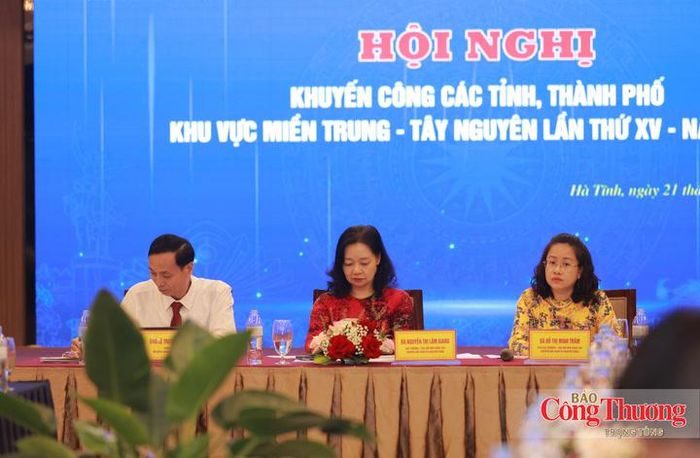 Hội nghị do Cục Đổi mới sáng tạo, Chuyển đổi xanh và Khuyến công (Bộ Công Thương) phối hợp với Sở Công Thương Hà Tĩnh tổ chức.