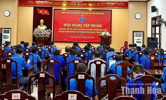 Đoàn thanh niên UBND tỉnh tập huấn công tác tuyên truyền một số kỹ năng sử dụng mạng xã hội cho cán bộ đoàn.