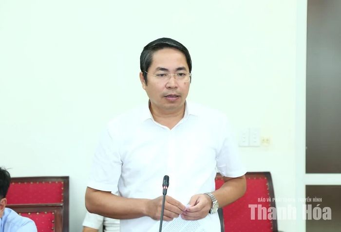 Đại biểu tham gia phát biểu tại buổi làm việc.