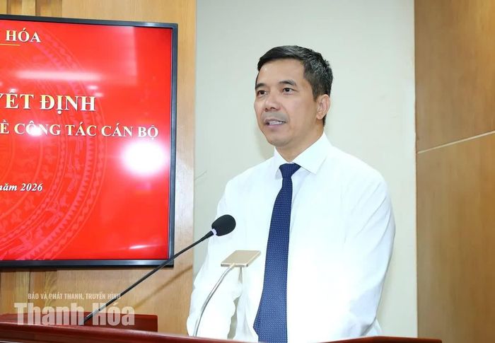 Phó Bí thư Thường trực Tỉnh ủy Nguyễn Hồng Phong phát biểu giao nhiệm vụ.