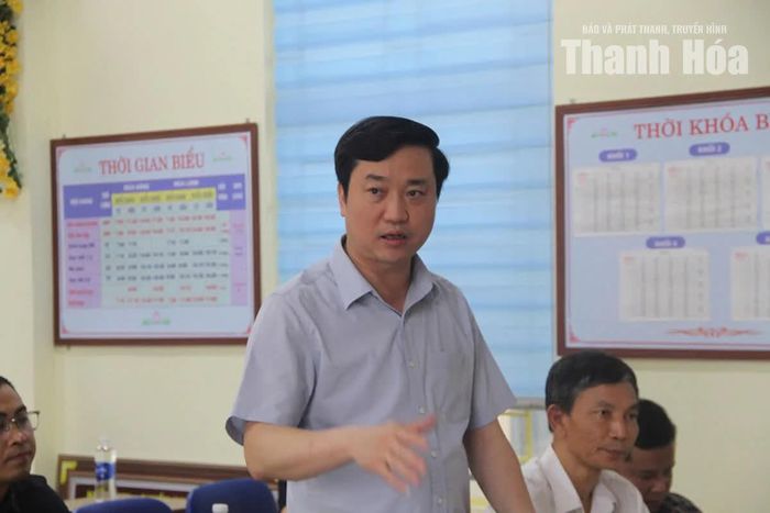 Giám đốc Sở Giáo dục và Đào tạo phát biểu tại buổi làm việc.