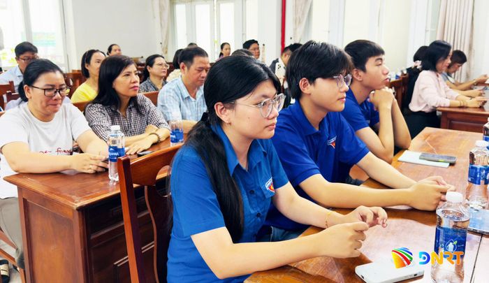 Các đại biểu tham dự tập huấn. Ảnh: ĐẮC MẠNH